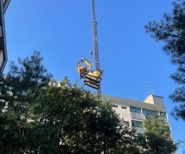 김포미니포크레인 크레인으로 옥상올려 수로관 조경 바닥정